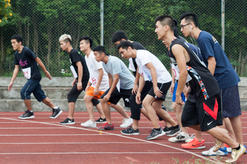 男子3000m起跑