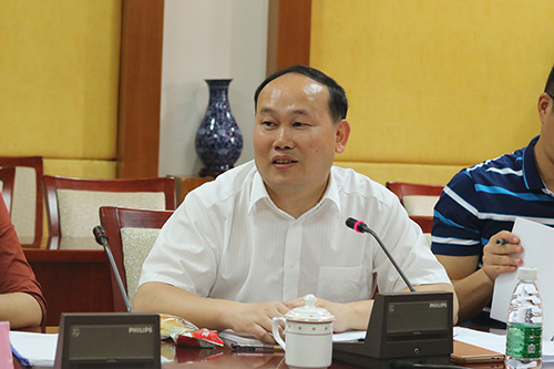 党委常委、副校长 阳爱民作总结