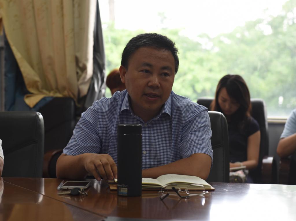 副院长侯迎忠